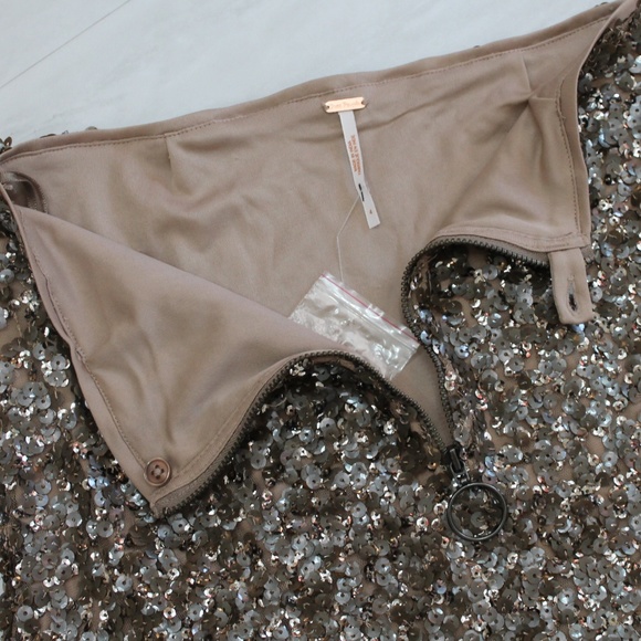 Free People Sequin Zip Front Mini Skirt NWOT - Picture 7 of 8